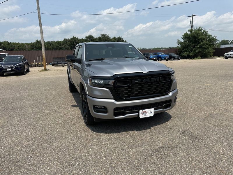 2025 RAM 1500 Big Horn Crew Cab 4x4 5