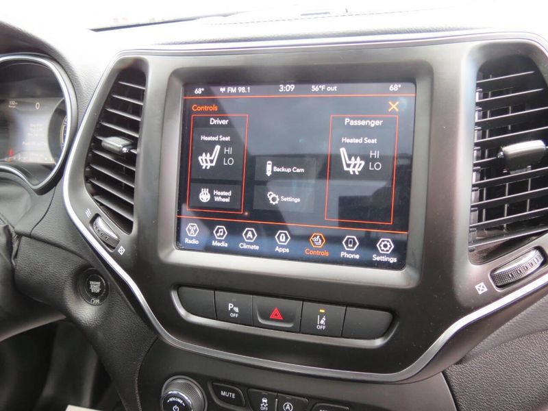 Used 2021 Jeep Cherokee 80th Anniversary Edition 4x4 4dr SUVImage 11