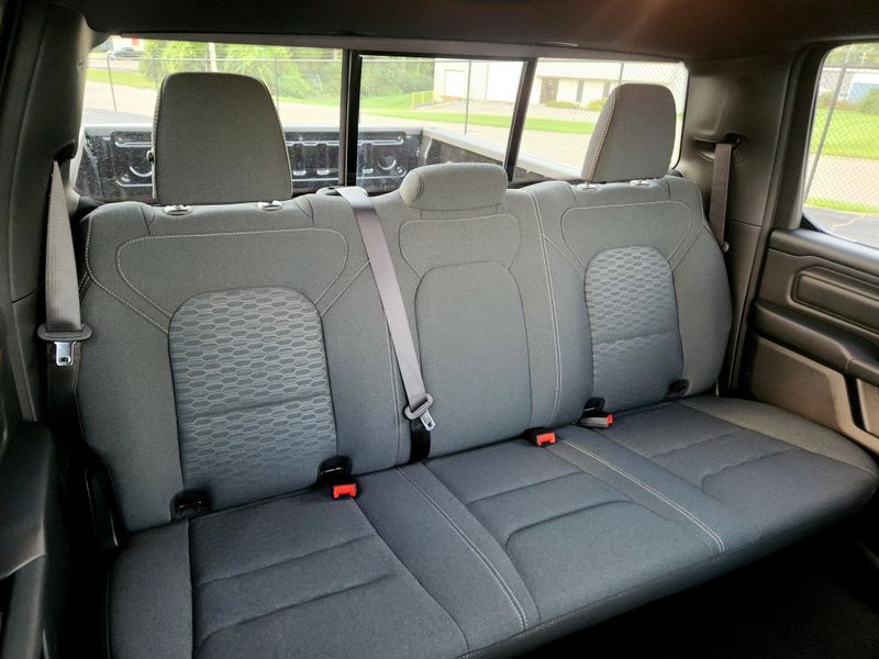 New 2026 RAM 1500 Express Crew Cab 4x4 5'7' Box