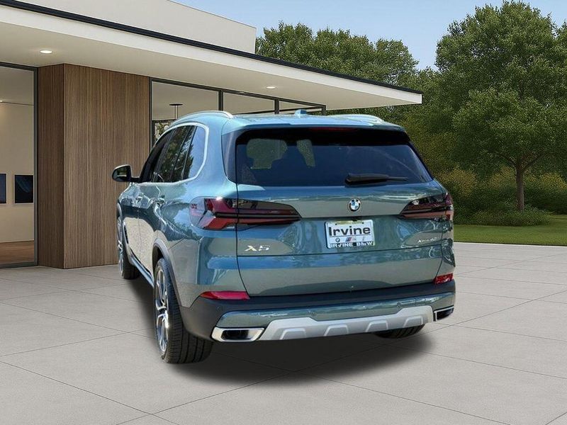 New 2026 BMW X5 xDrive40iImage 11