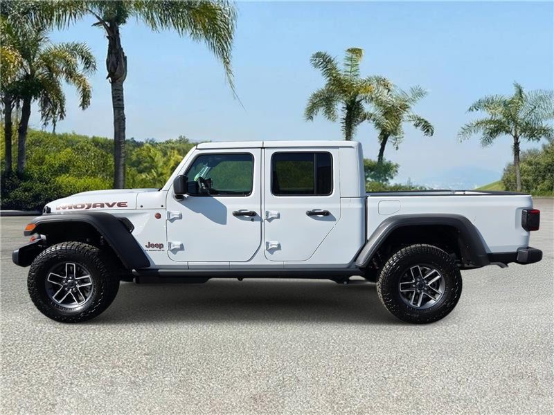 New 2026 Jeep Gladiator Mojave 4x4
