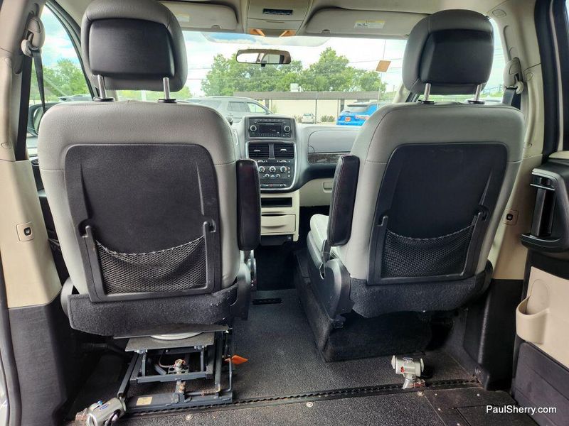 Used 2012 Dodge Grand Caravan SXT