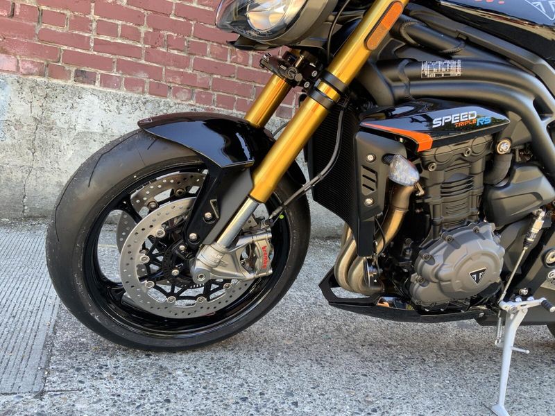 2027 Triumph SPEED TRIPLE 1200 RS