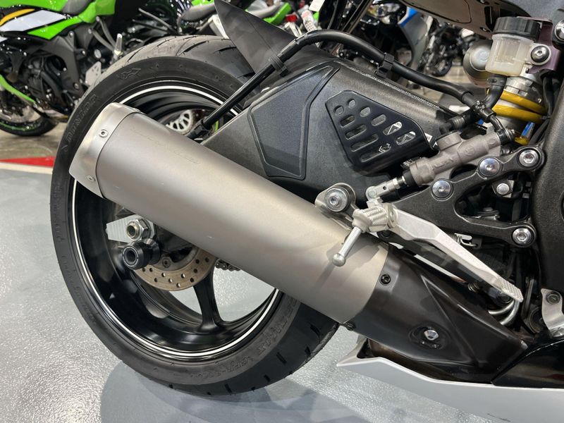 Used 2013 Yamaha YZFR6 Image 18