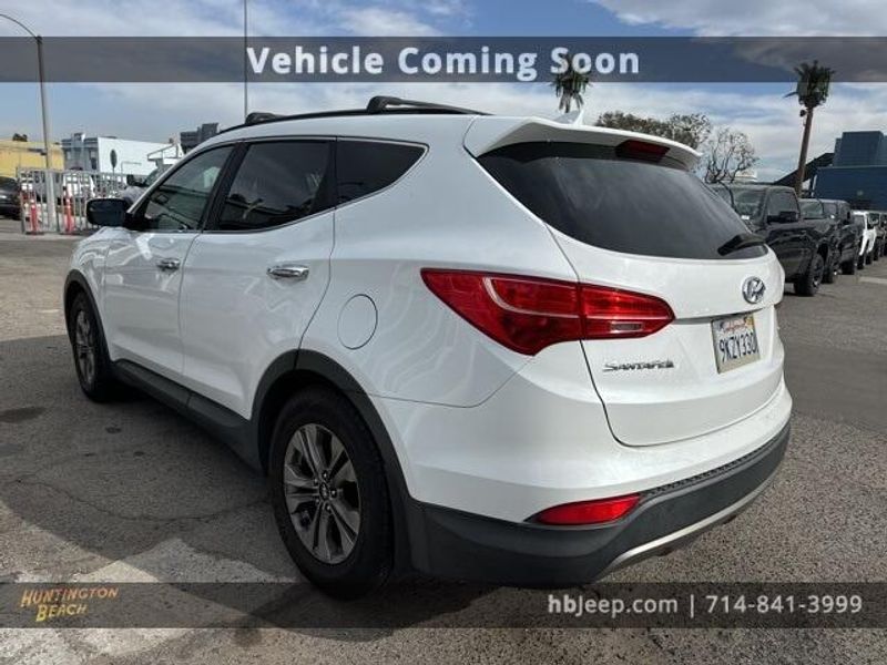 2016 Hyundai Santa Fe Sport 2.4 BaseImage 7