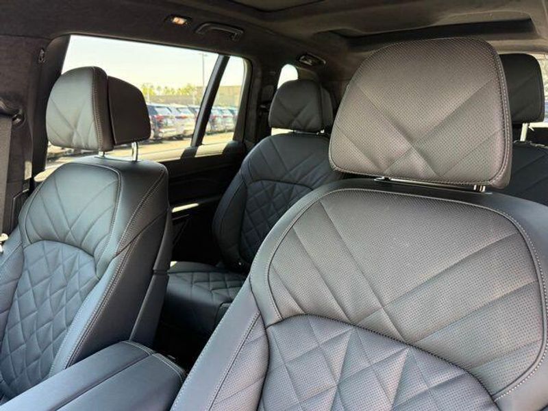 New 2026 BMW X7 xDrive40iImage 19