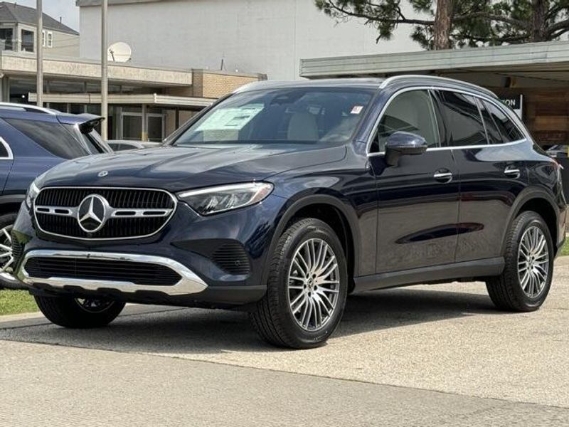 2024 Mercedes-Benz GLC 300Image 6