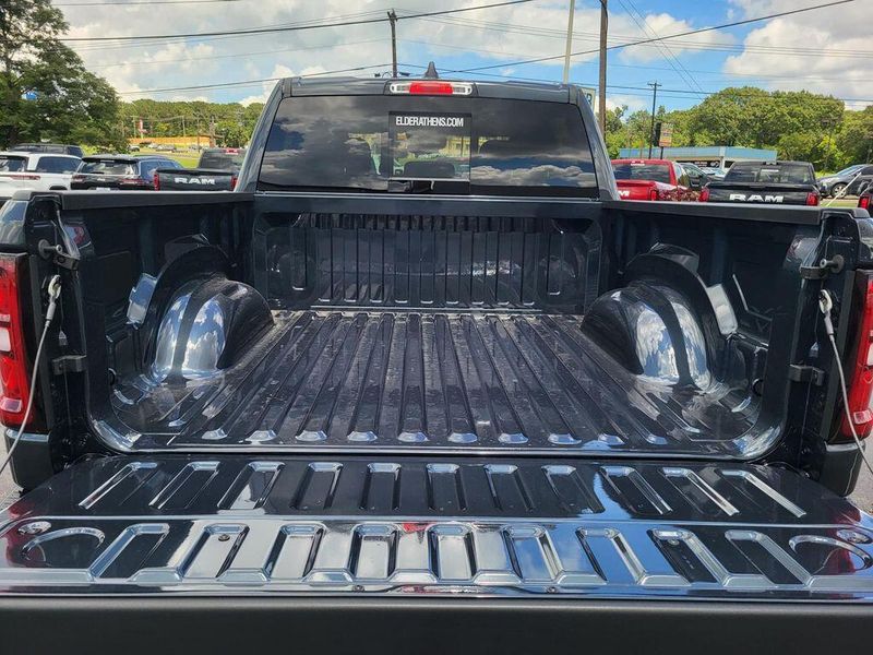 2025 RAM 1500 Lone Star Crew Cab 4x4 5