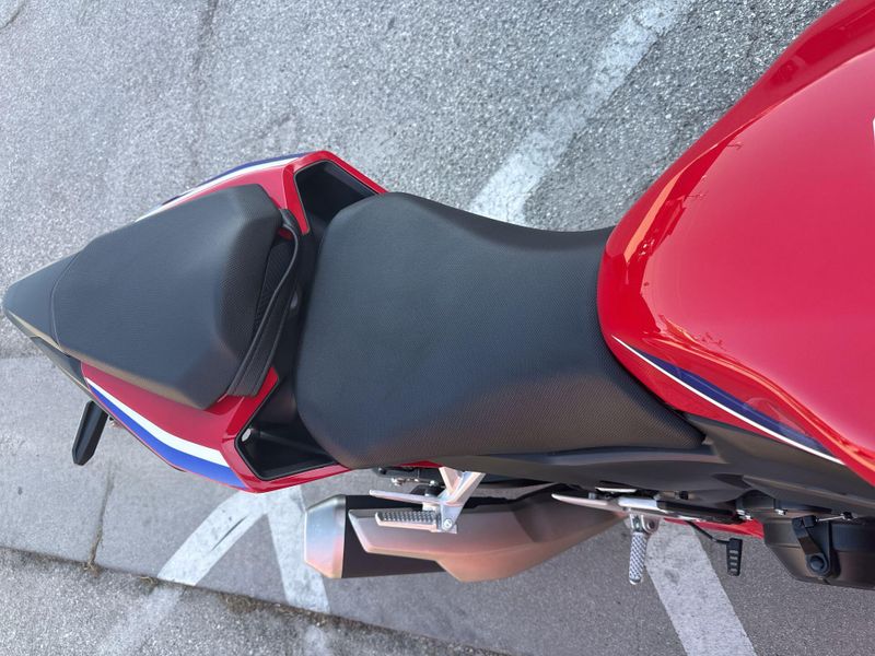 New 2026 Honda CBR500R ABS Image 15