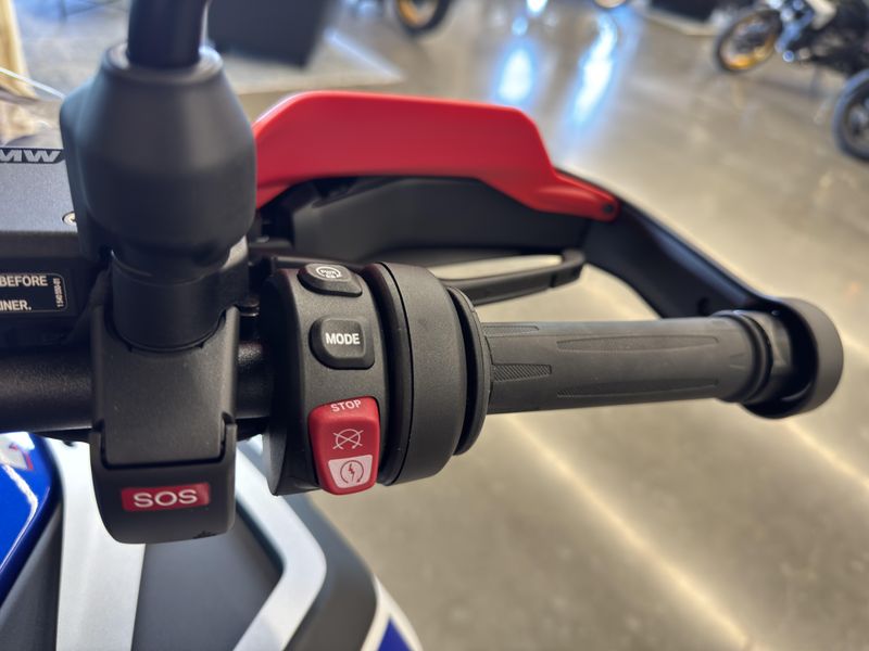 2026 BMW R 1300 GS Adventure - TROPHY - RACING BLUE METALLIC 