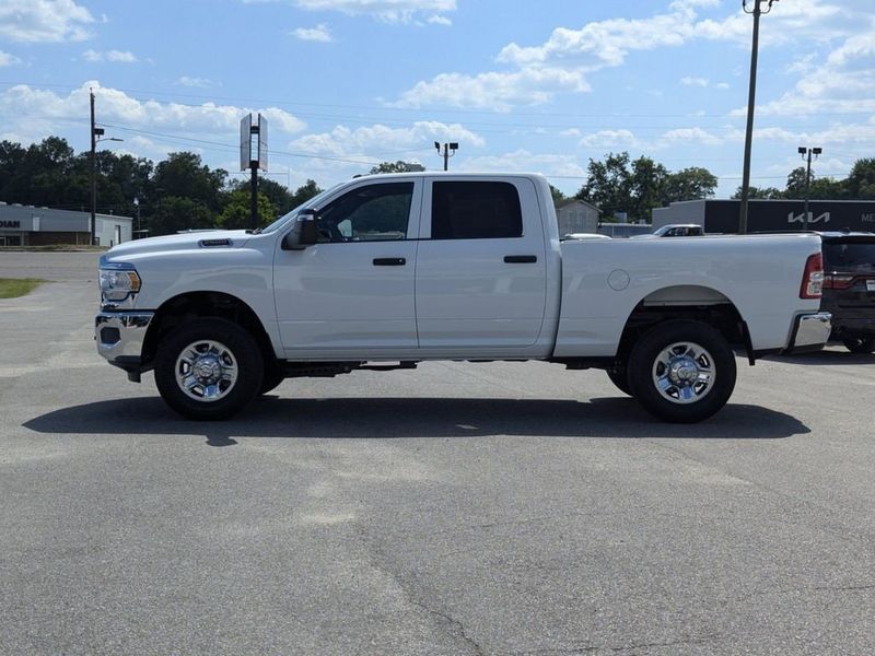 2024 RAM 2500 Tradesman Crew Cab 4x4 6