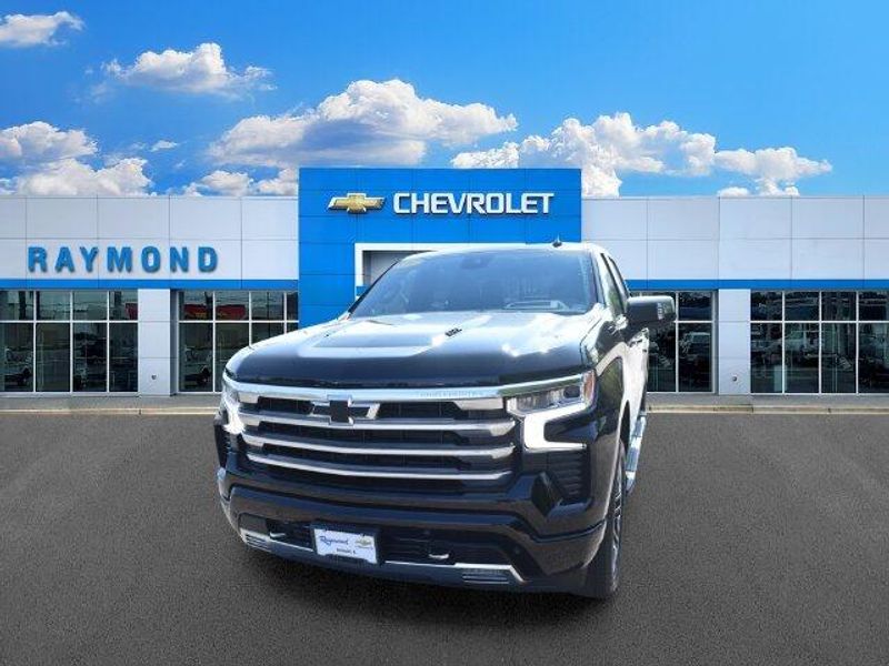 New 2026 Chevrolet Silverado 1500 High CountryImage 8
