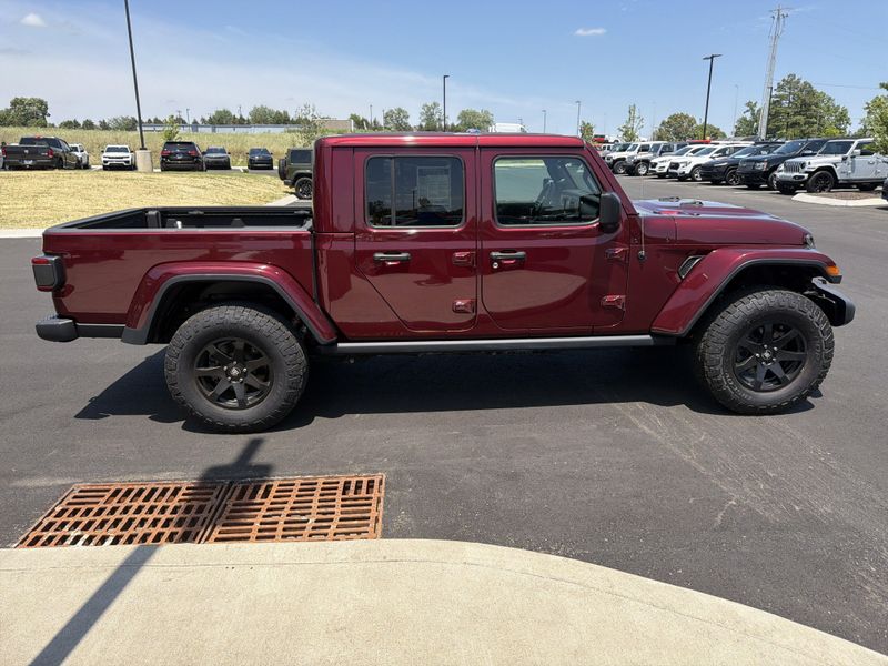 Used 2021 Jeep Gladiator MojaveImage 10