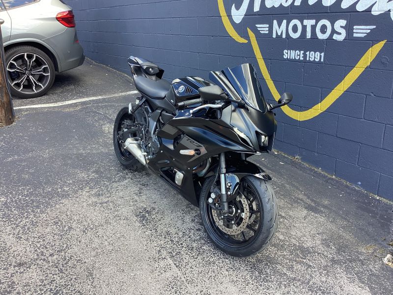 Used 2025 Yamaha YZFR7 