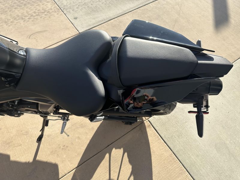 2025 Yamaha YZF-R7 Image 7