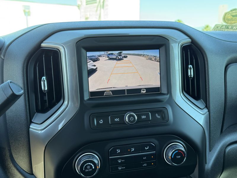 Used 2024 Chevrolet Silverado 1500 CustomImage 25