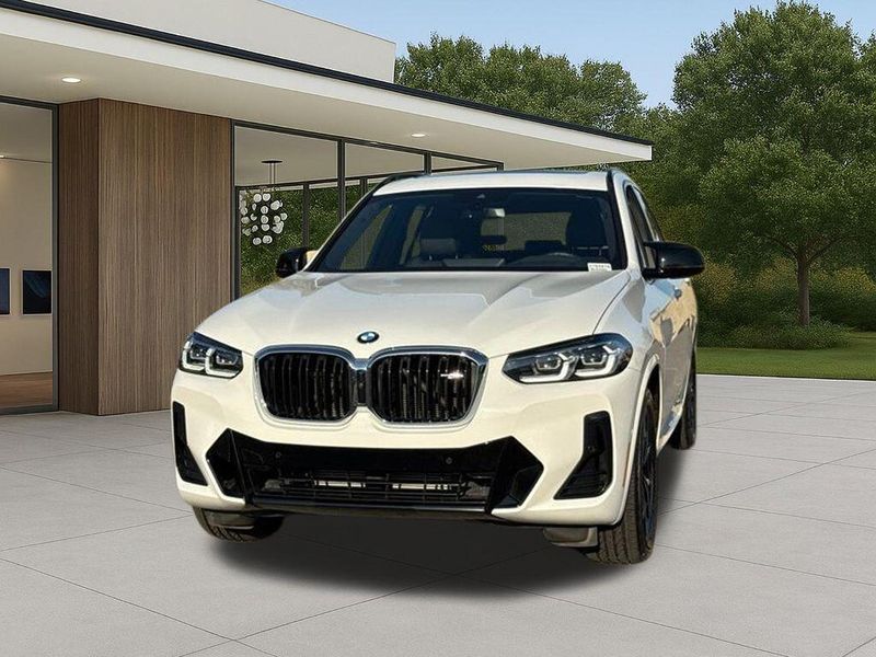 Used 2024 BMW X3 M40iImage 3