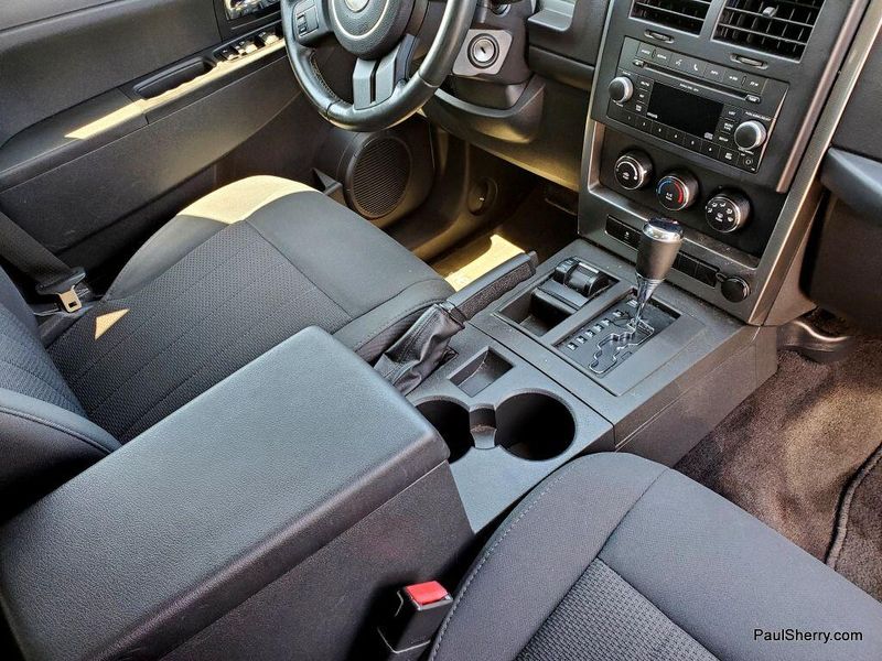 Used 2011 Jeep Liberty SportImage 19