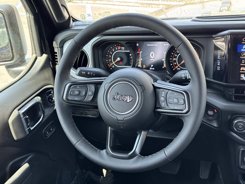 New 2026 Jeep Gladiator Sport S 4x4