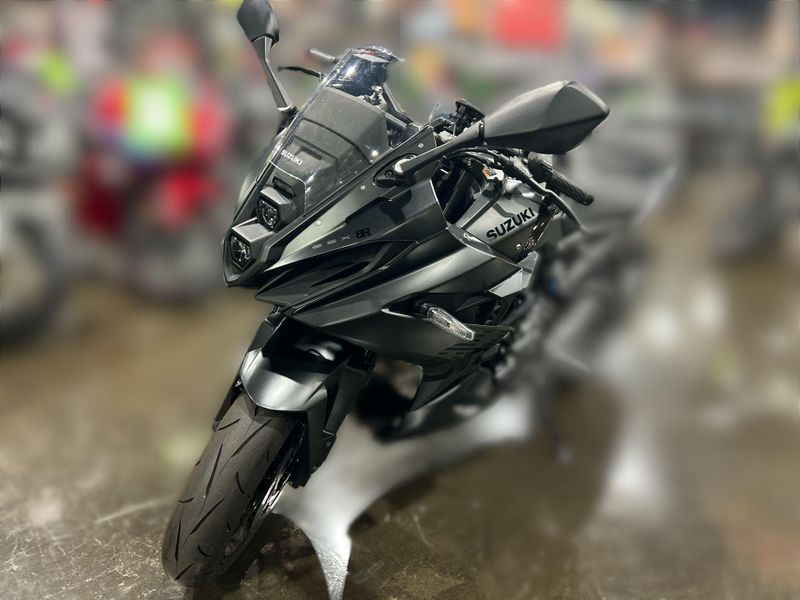 Used 2025 Suzuki GSX-8R Image 19