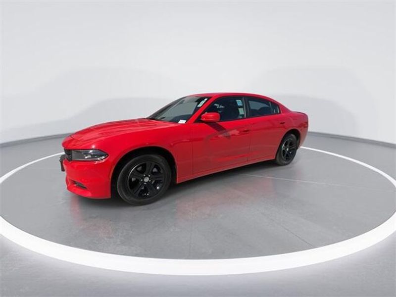 2022 Dodge Charger SXTImage 4