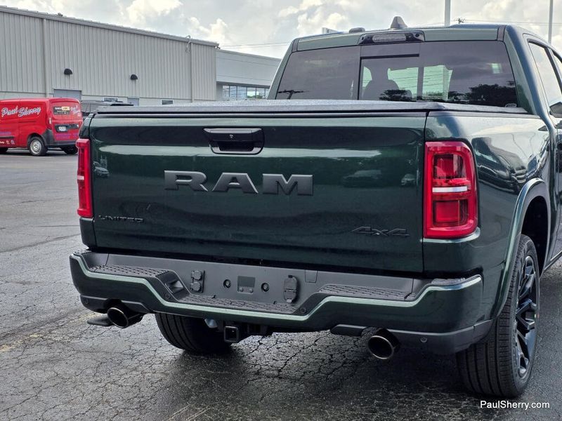 New 2026 RAM 1500 Limited Crew Cab 4x4 5'7' Box