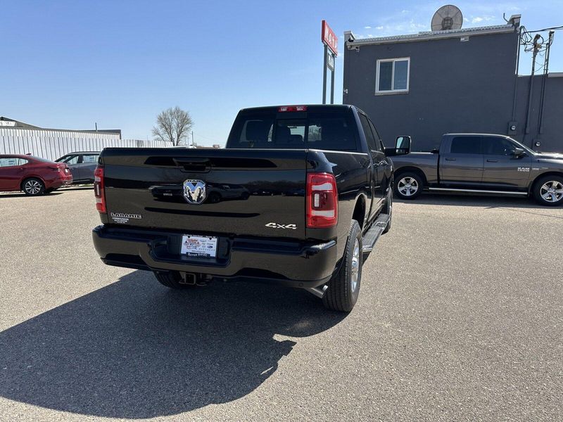 2024 RAM 3500 LaramieImage 9