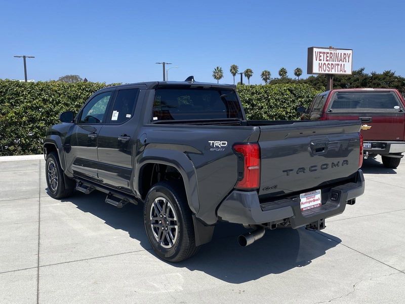 2024 Toyota Tacoma TRD SportImage 6