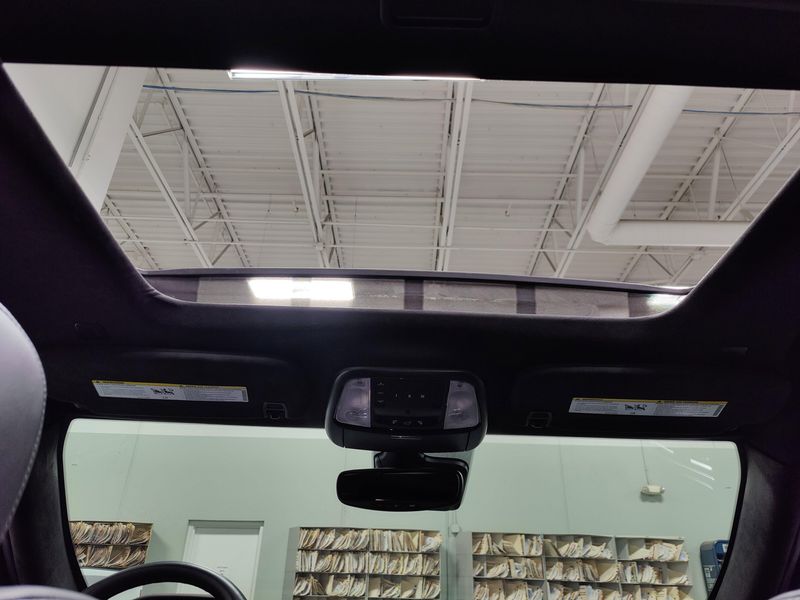 2024 Dodge Durango Citadel 3.6L AWD w/Sunroof/NavImage 7