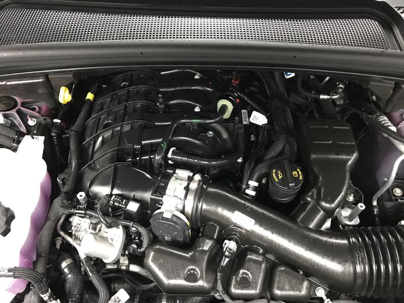 New 2025 Jeep Grand Cherokee L Altitude X 4x4Image 19