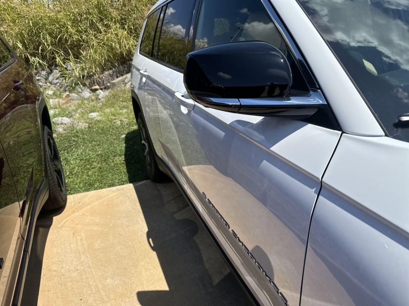 2025 Jeep Grand Cherokee Limited photo 5