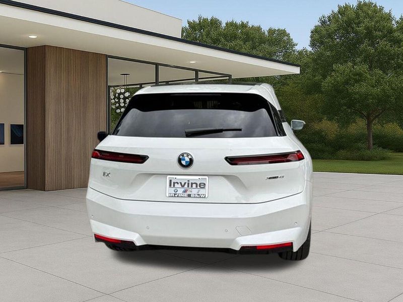 New 2026 BMW iX xDrive45Image 9