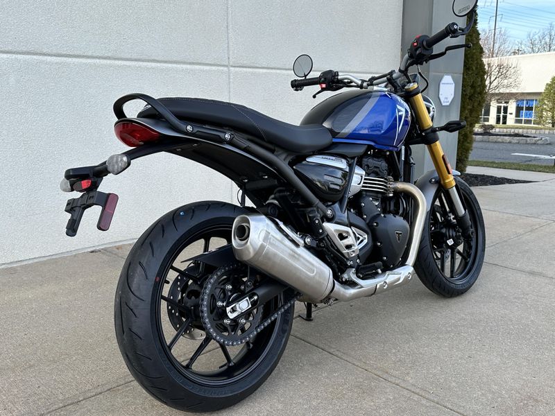 2025 Triumph SPEED 400Image 3
