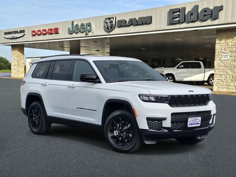 2025 Jeep Grand Cherokee L Altitude X 4x4Image 1