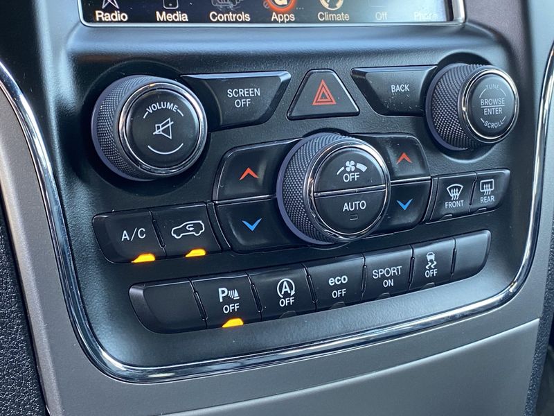 2017 Jeep Grand Cherokee AltitudeImage 23