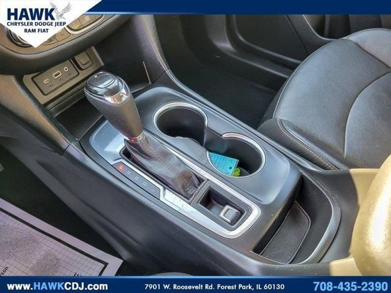 2020 Chevrolet Equinox LT photo 13