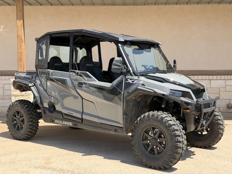 USED 2023 POLARIS GENERAL XP 4 1000 PREMIUM Image 1