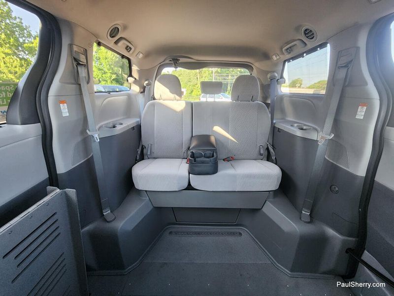 Used 2020 Toyota Sienna LE