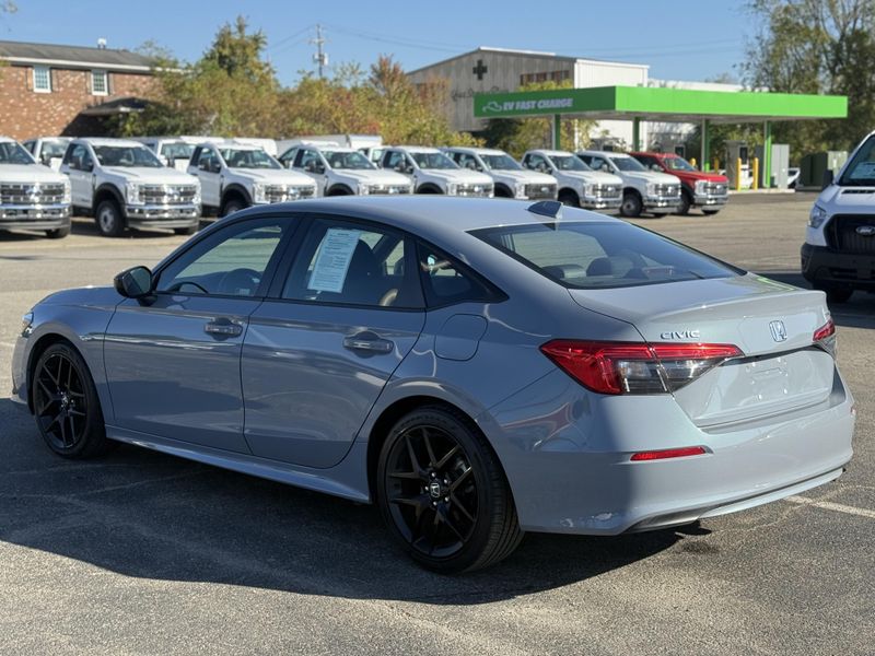 2024 Honda Civic Sport photo 4