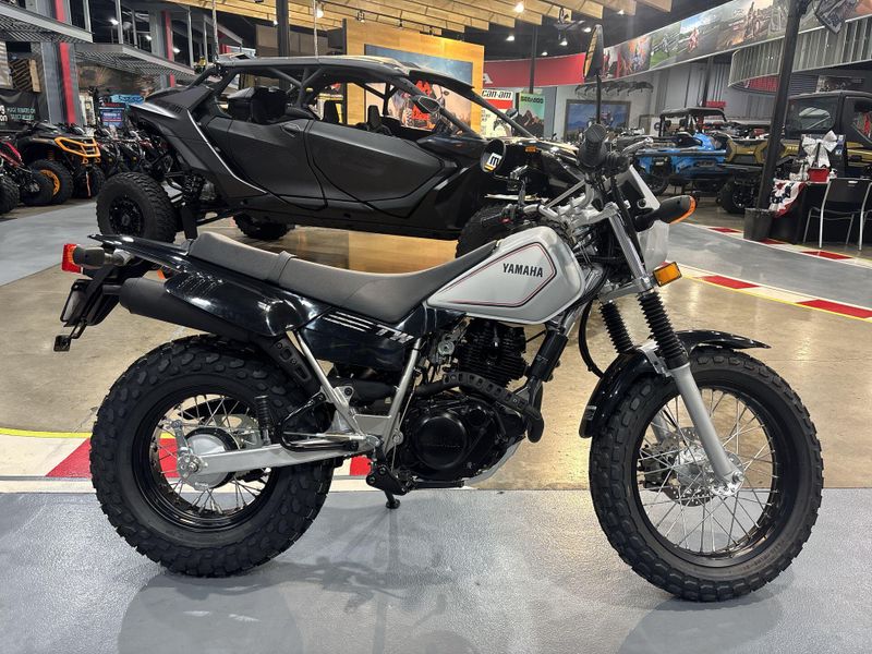 New 2027 Yamaha TW200 Image 11