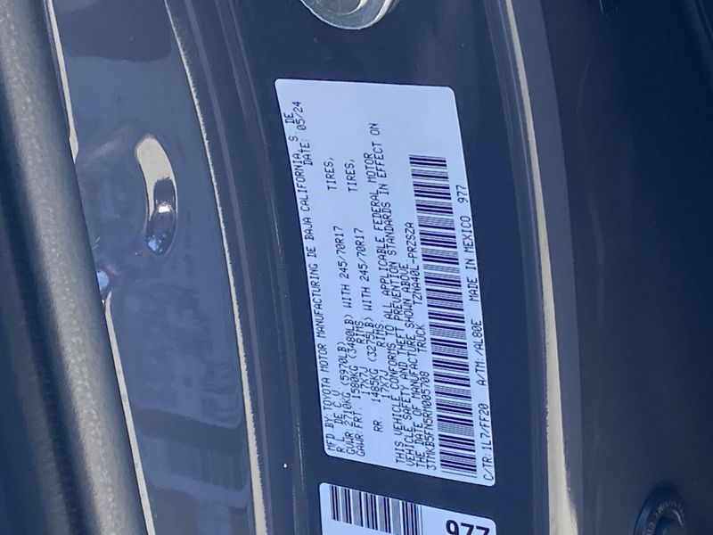 Used 2024 Toyota Tacoma SR5Image 31