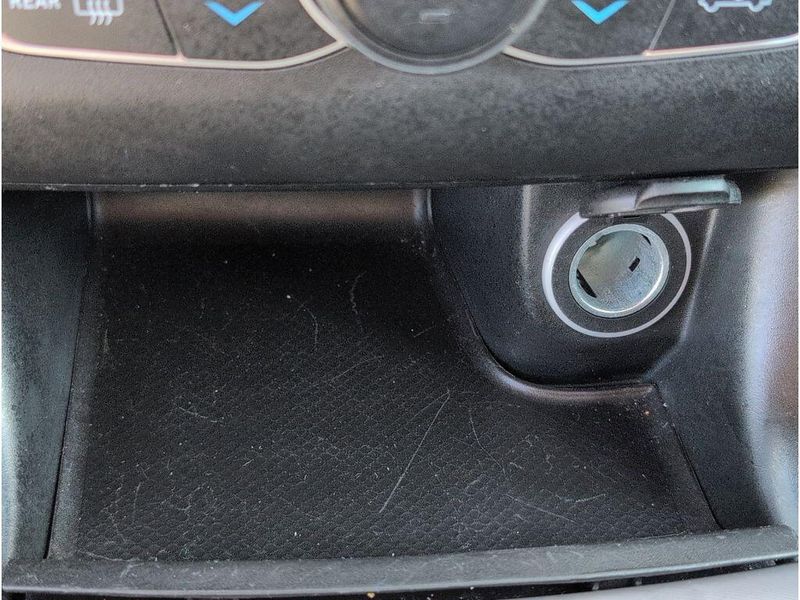 Used 2023 Dodge Charger GTImage 17