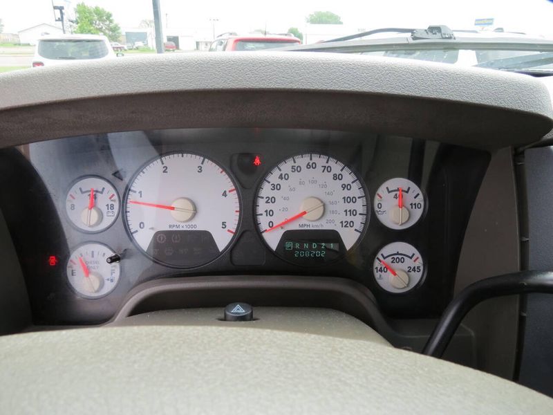 2006 Dodge Ram 2500 SLT 4x4 4dr Quad Cab 6.3 ft. SB PickupImage 15