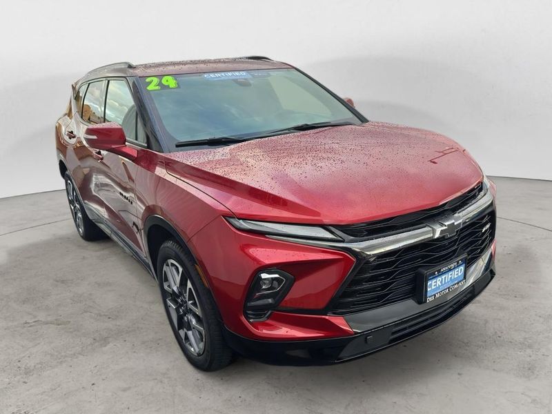 2024 Chevrolet Blazer RS photo 2