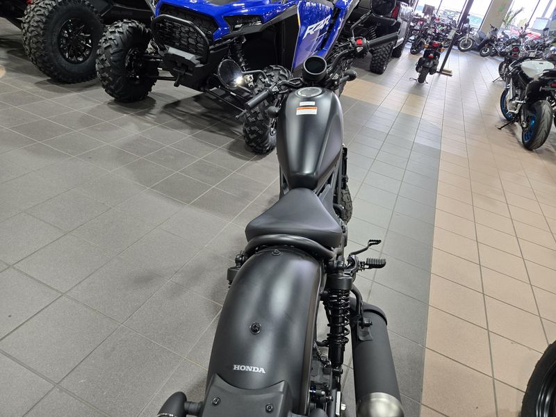 2025 Honda REBEL 300 MATTE BLACK METALLIC Image 15