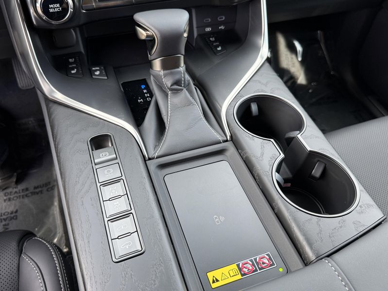 New 2026 Lexus LX 600 LuxuryImage 23