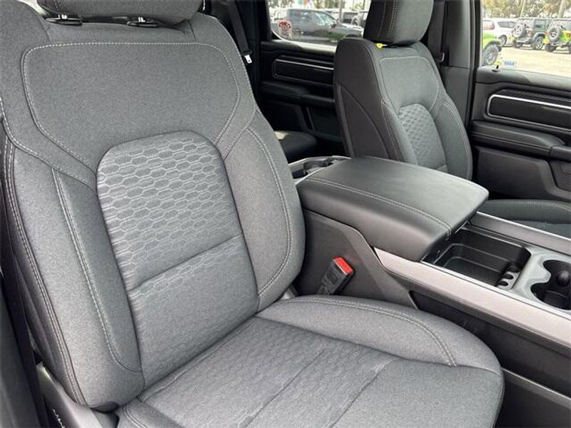 2025 RAM 1500 Big Horn Crew Cab 4x4 5