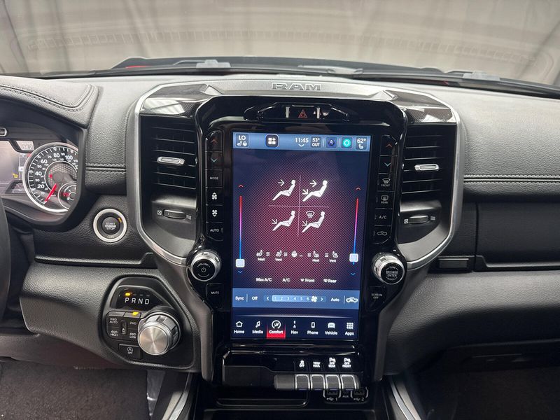 2022 RAM 1500 LaramieImage 12