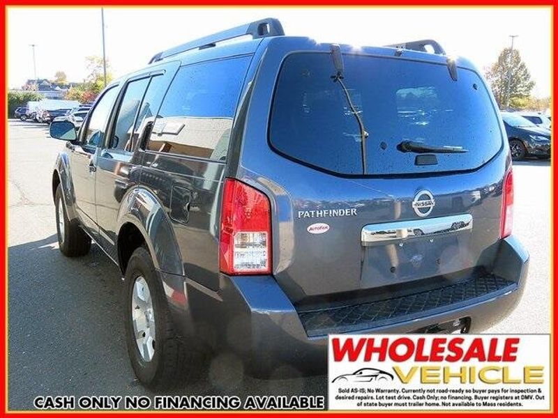 2012 Nissan Pathfinder SImage 5