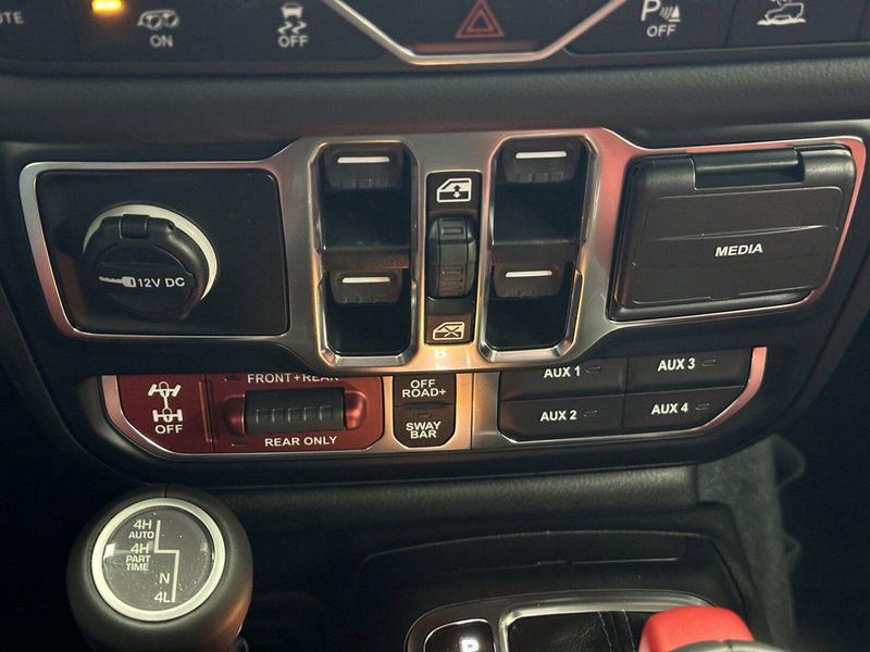 2024 Jeep Wrangler Rubicon 392Image 18